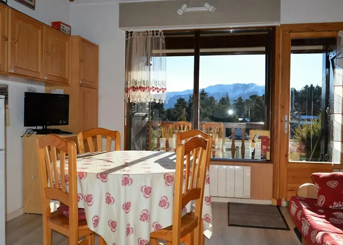 Σαλέ 2 Pieces Pour 4 Pers Pres Des Pistes, Terrasse Sud - Fr-1-592-23
